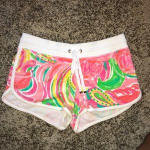 Soft patterned Lilly Pulitzer beach shorts